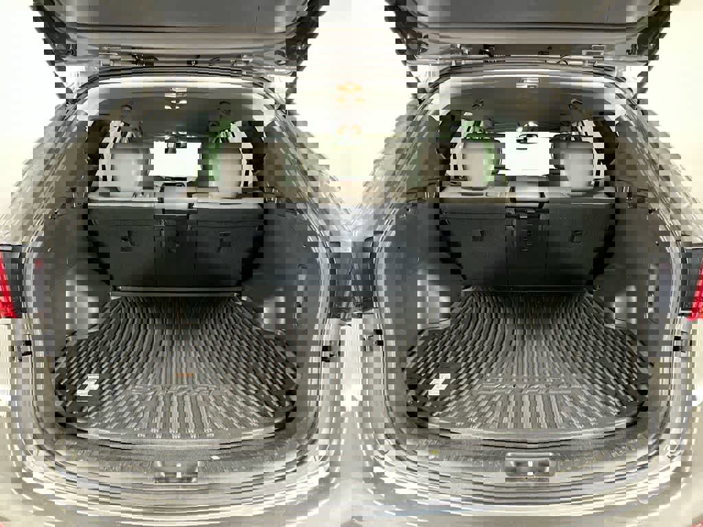 Used 2018 Hyundai Santa Fe Sport image 23