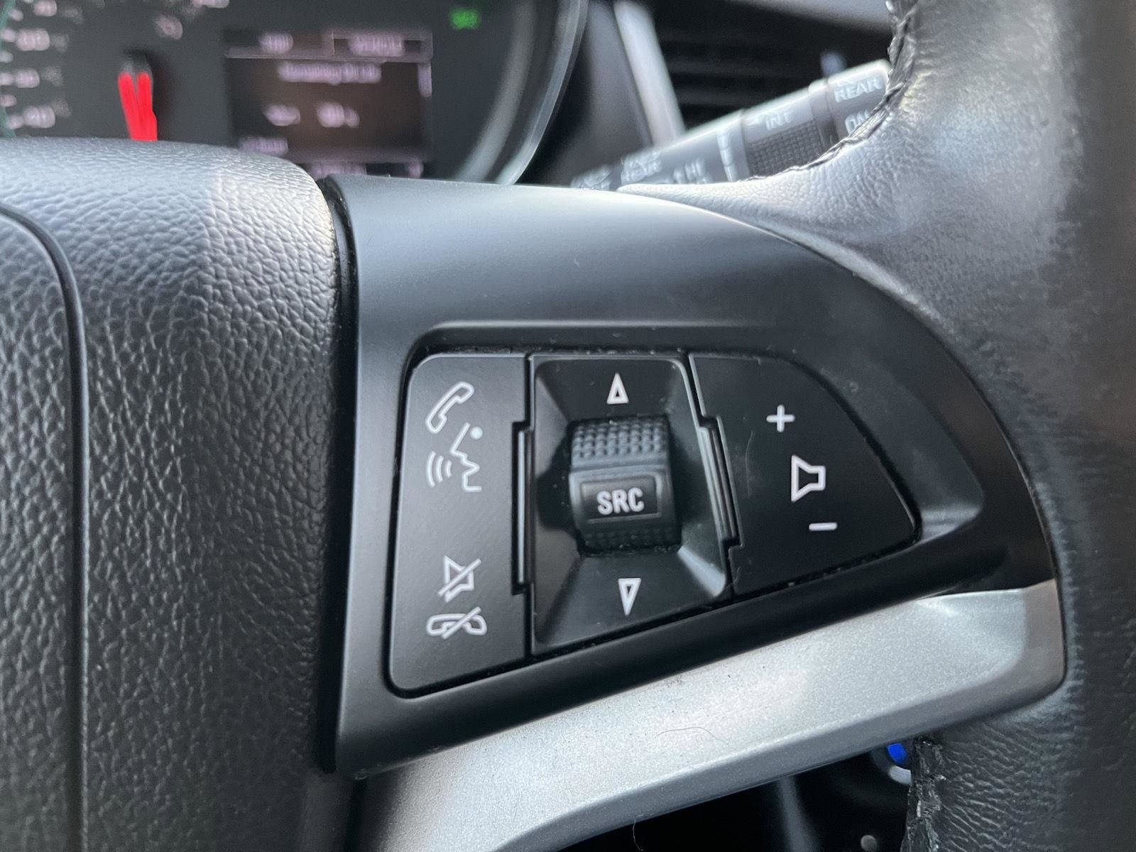 Used 2019 Chevrolet Trax LT w/ LT Convenience Package image 18