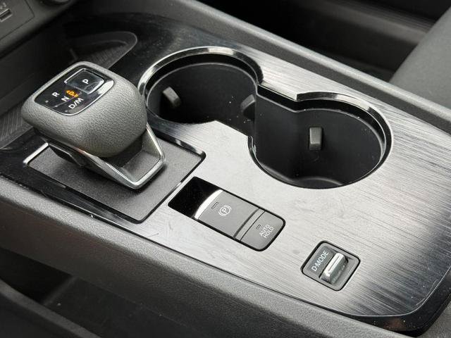 Used 2023 Nissan Rogue S FWD image 18