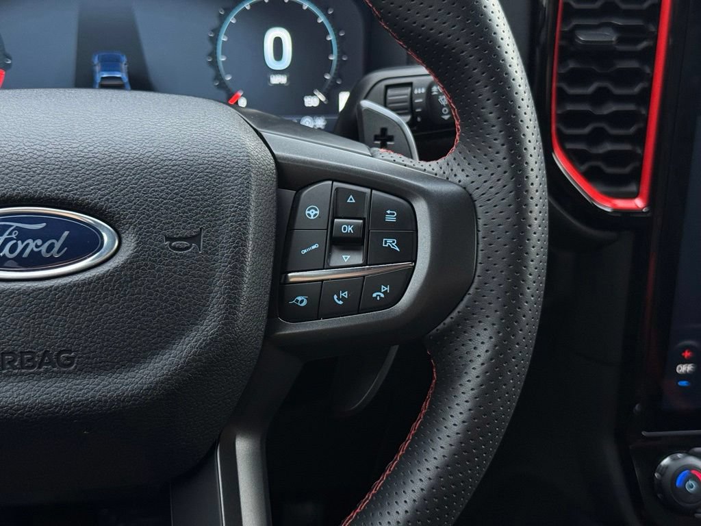 Certified 2025 Ford Ranger Raptor AWD/4WD image 32