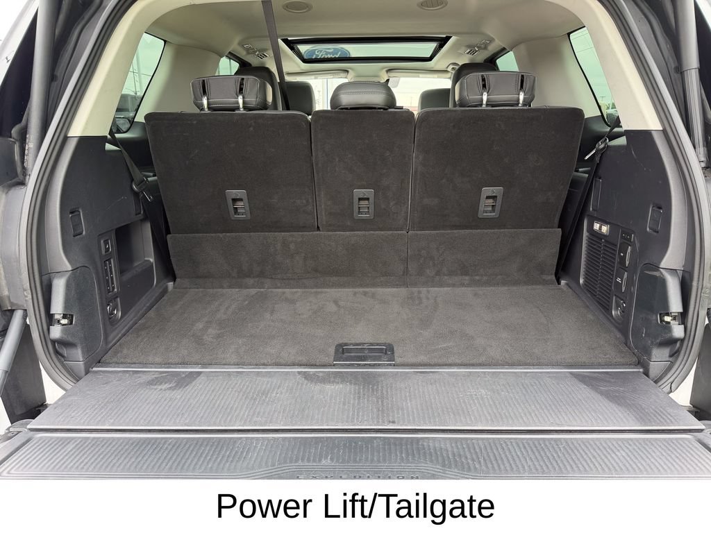 Certified 2025 Ford Expedition Active AWD/4WD image 17