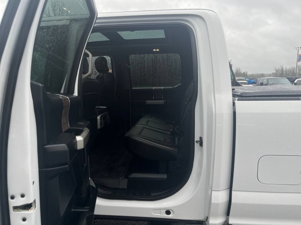 Certified 2017 Ford F350 Lariat w/ FX4 4x4 Off Road Package image 29