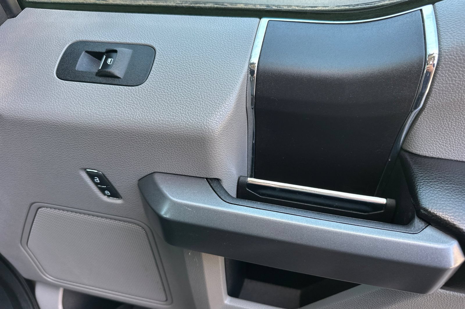 Certified 2018 Ford F150 XLT RWD image 20