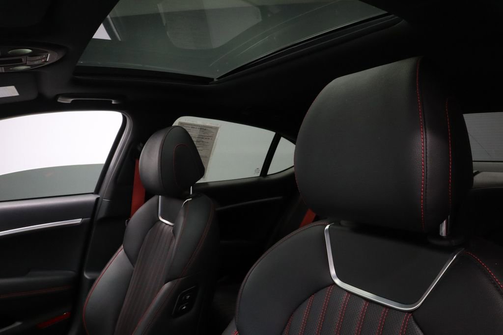 Used 2023 Genesis G70 2.0T w/ Sport Prestige Package AWD/4WD image 35