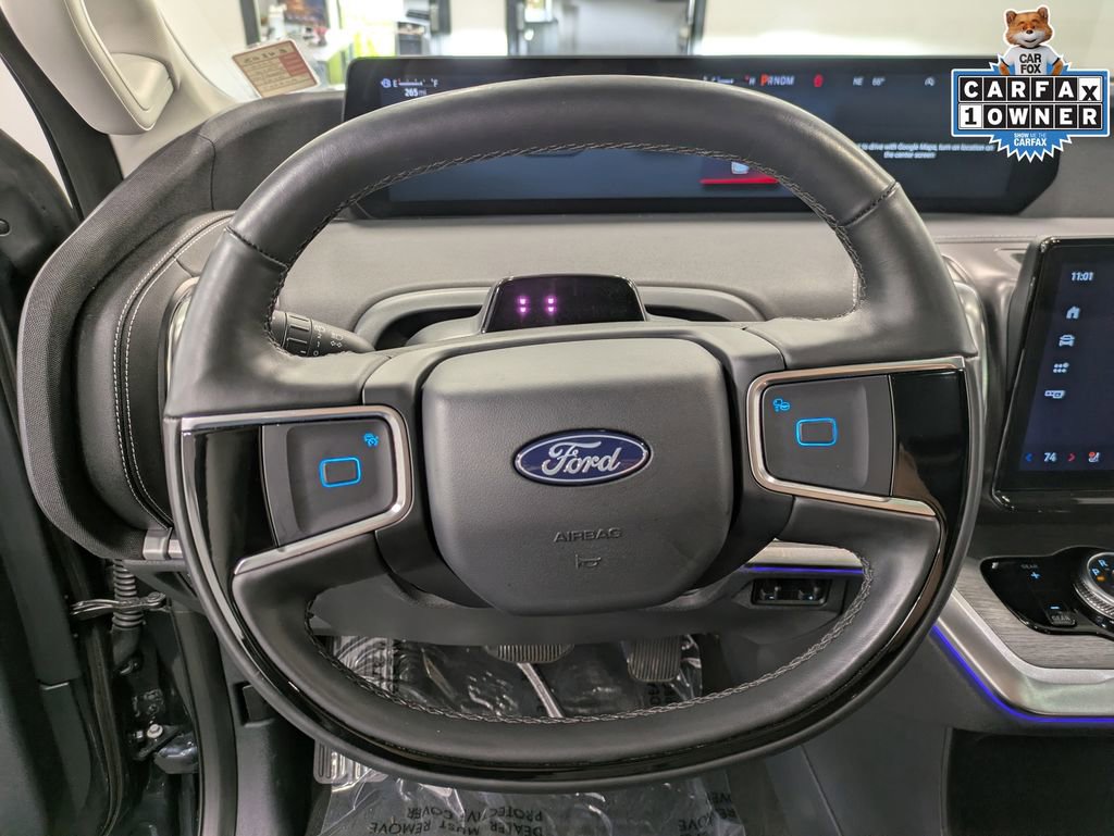Certified 2025 Ford Expedition Platinum w/ Driver's Package AWD/4WD image 22