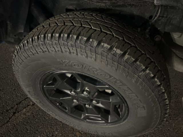 Used 2021 Jeep Gladiator Sport image 16