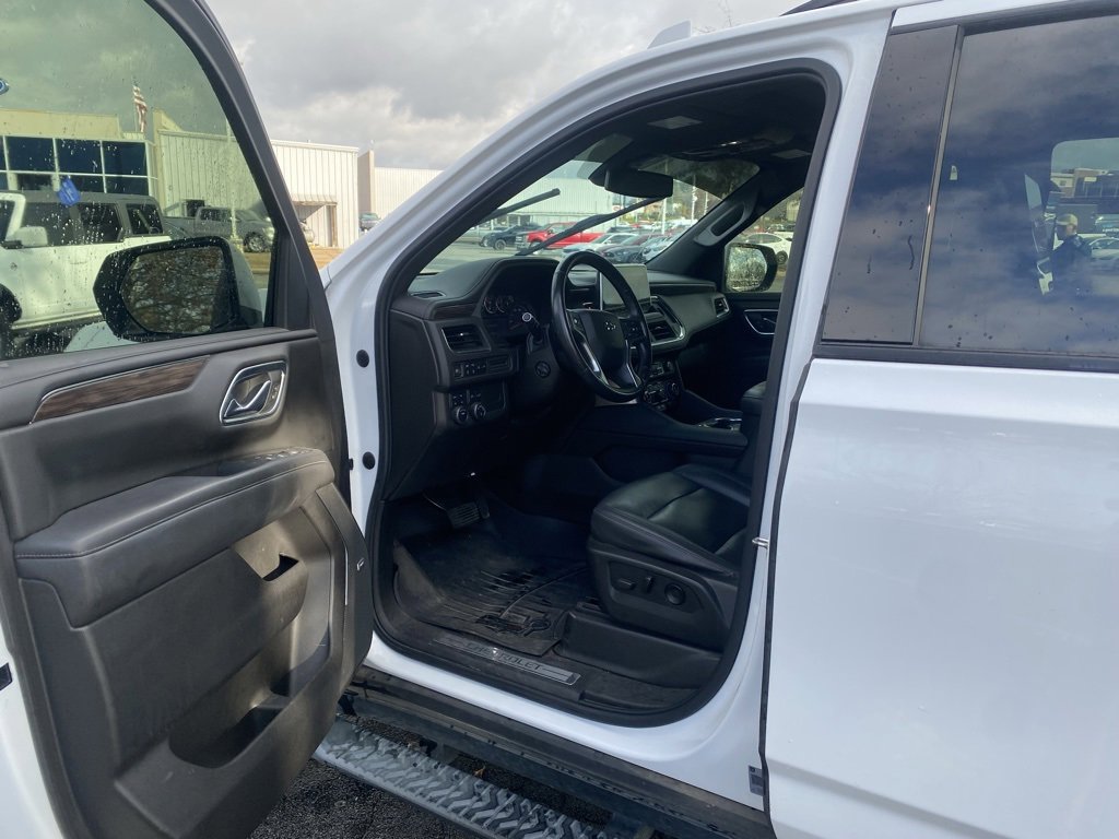 Used 2021 Chevrolet Tahoe Z71 w/ Luxury Package image 10