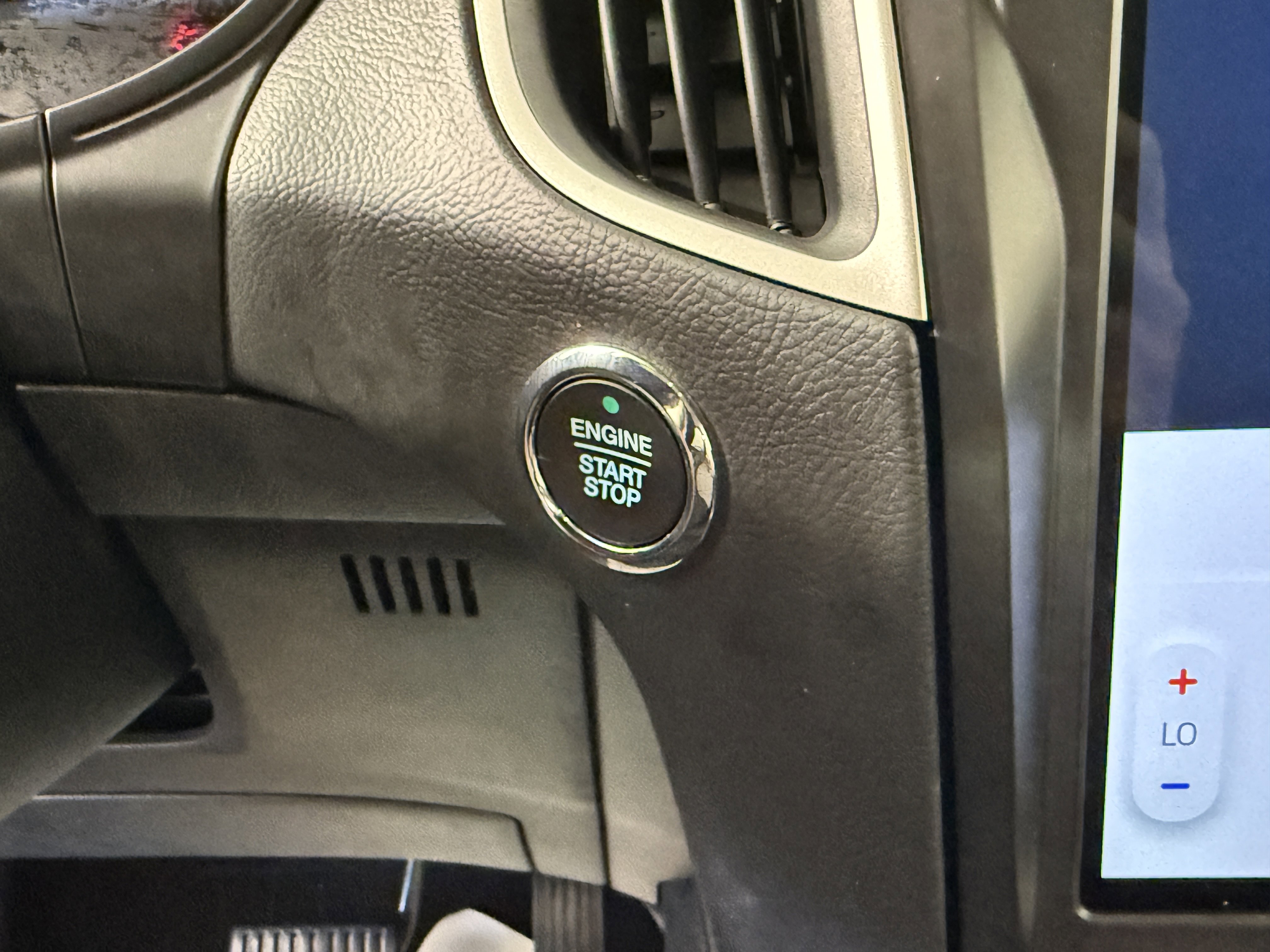 Certified 2022 Ford Edge SE AWD/4WD image 27