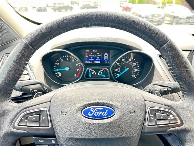 Certified 2017 Ford Escape Titanium AWD/4WD image 23