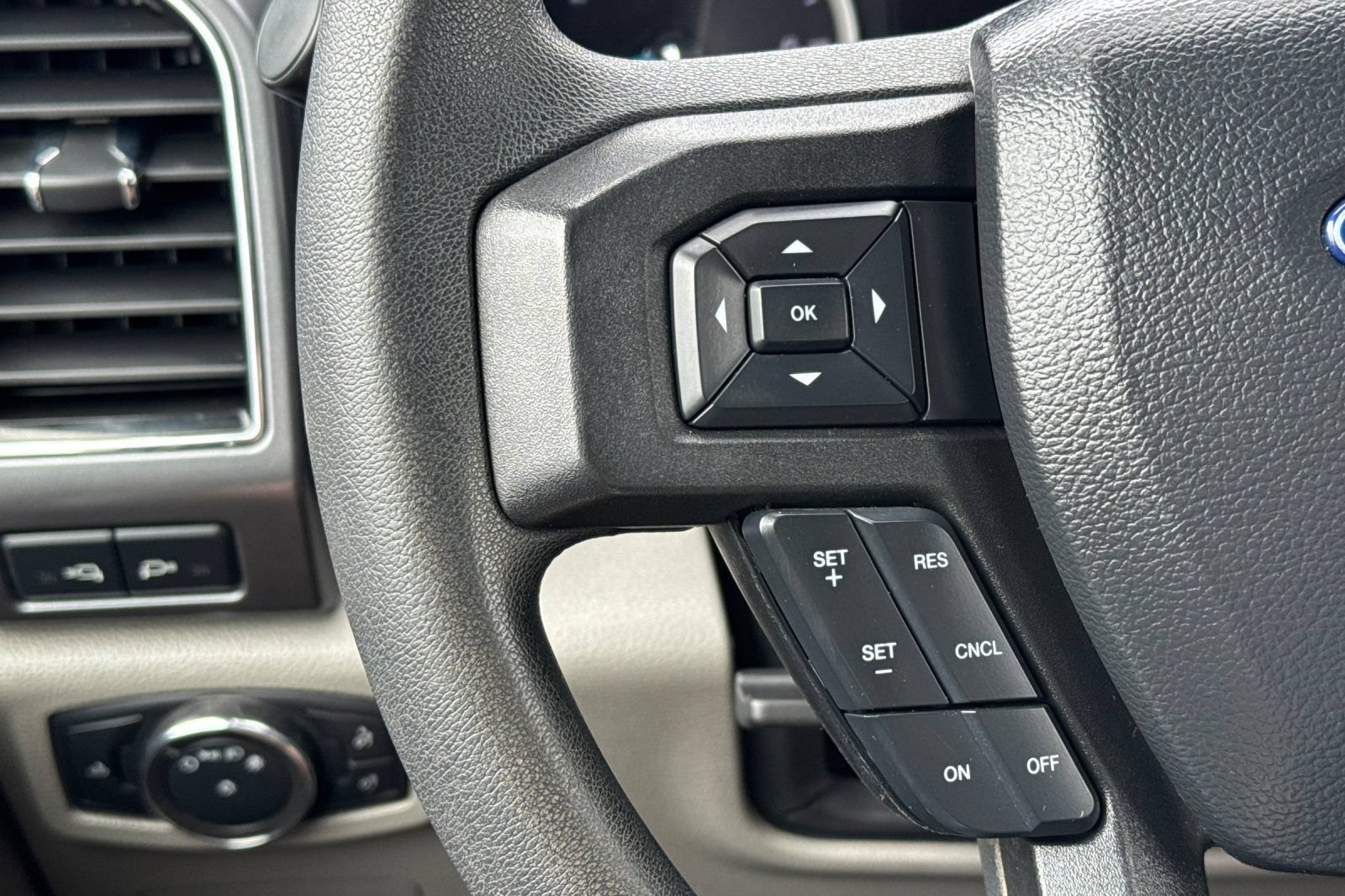 Certified 2022 Ford F250 XLT AWD/4WD image 20