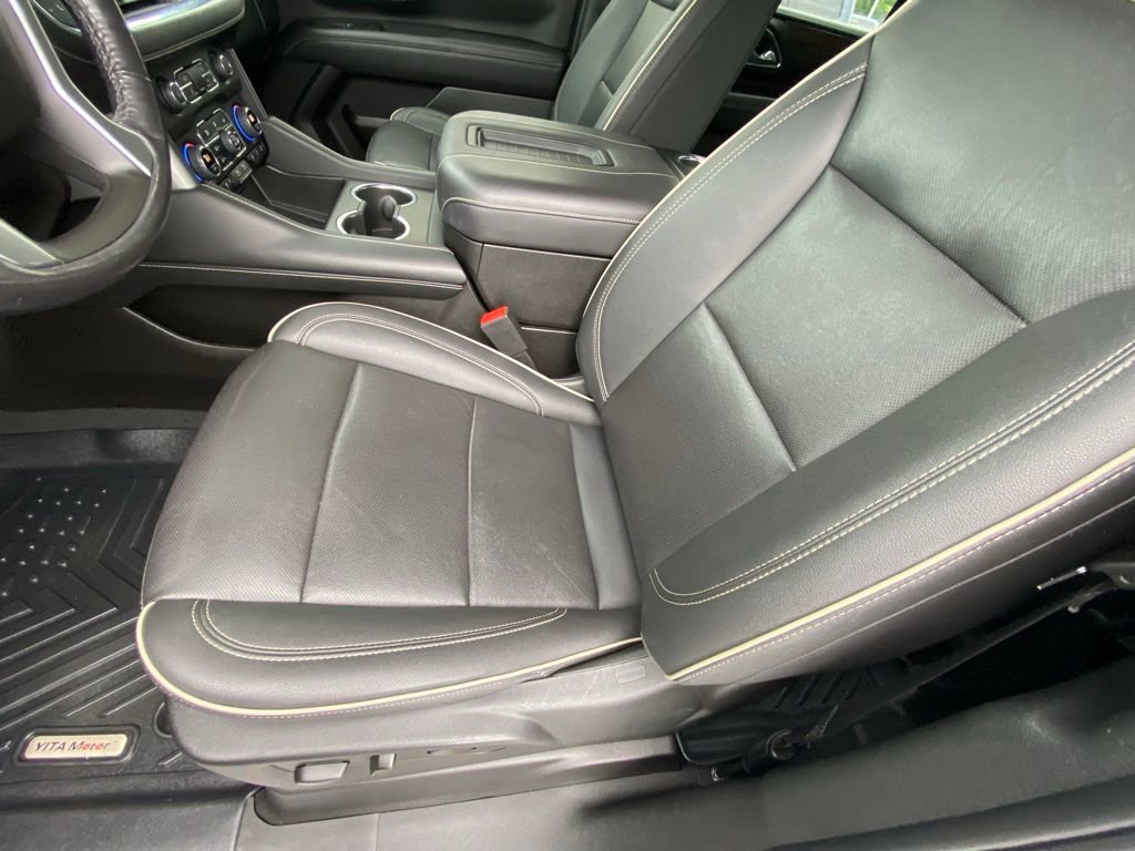 Used 2022 Chevrolet Suburban Premier AWD/4WD image 23