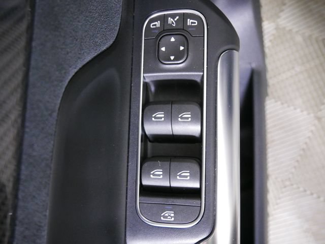 Used 2023 Mercedes-Benz GLA 250 4MATIC image 24