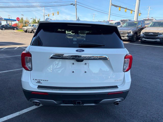 Certified 2024 Ford Explorer Limited AWD/4WD image 4