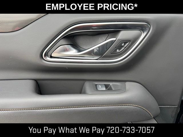 Used 2024 GMC Yukon AT4 w/ Technology Package AWD/4WD image 17