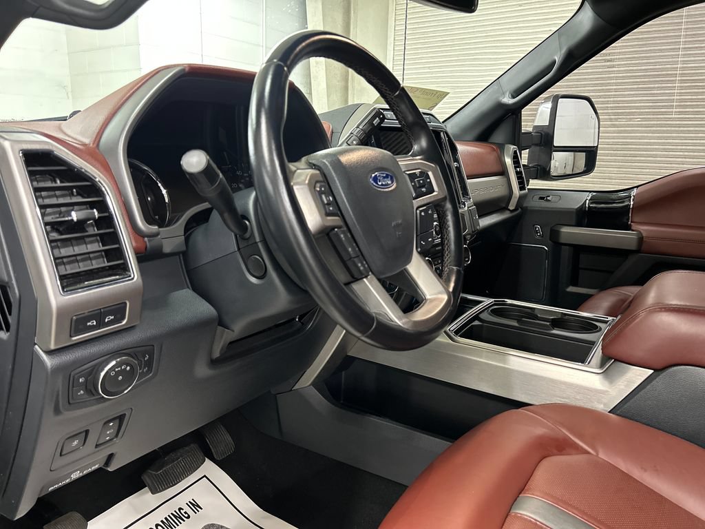 Certified 2022 Ford F350 Platinum w/ Snow Plow Prep Package AWD/4WD image 6
