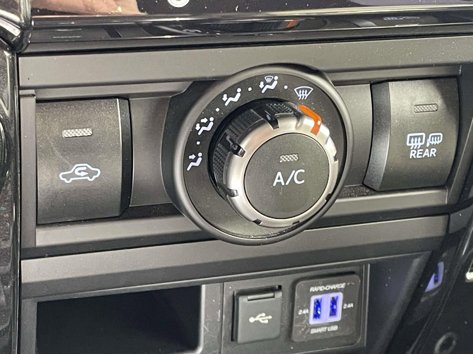 Used 2020 Toyota 4Runner Venture AWD/4WD image 20