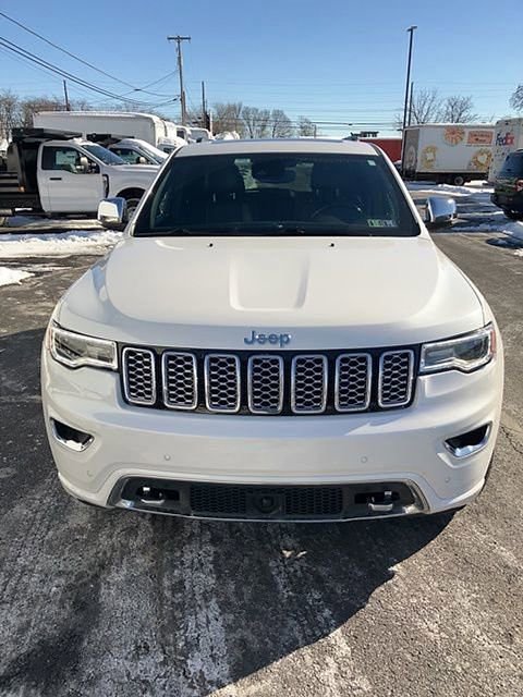 Used 2020 Jeep Grand Cherokee Overland image 4