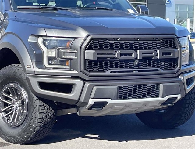 Certified 2020 Ford F150 Raptor w/ Equipment Group 802A Luxury image 2