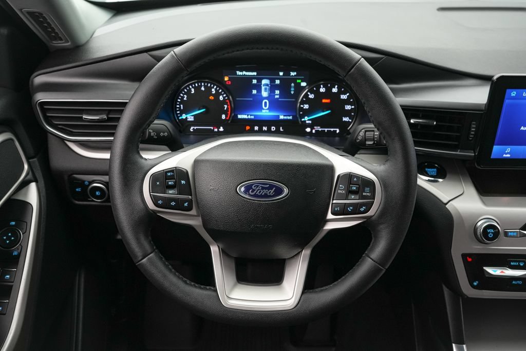 Certified 2024 Ford Explorer XLT w/ Equipment Group 202A AWD/4WD image 13