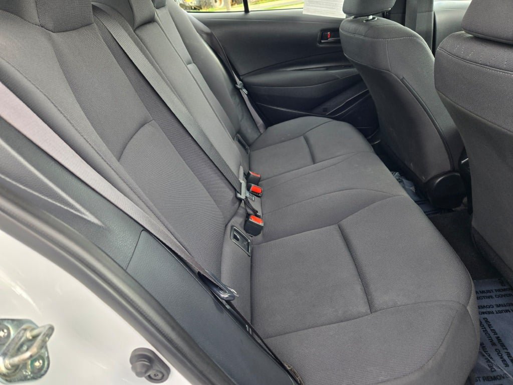 Used 2024 Toyota Corolla LE FWD image 7