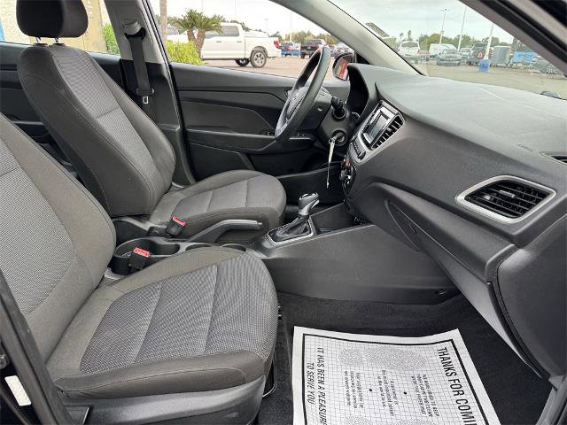 Used 2021 Hyundai Accent SE image 17