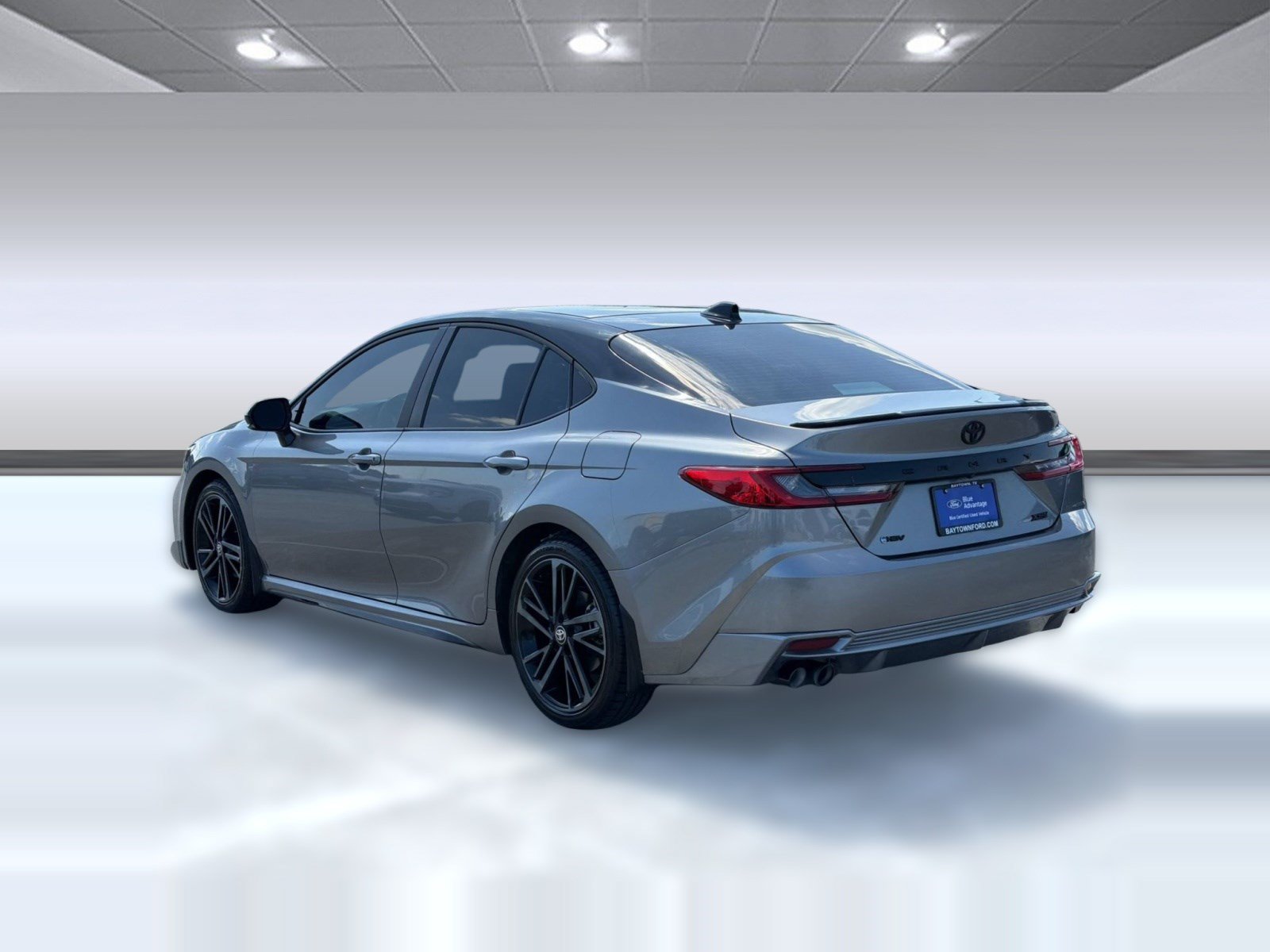 Used 2026 Toyota Camry XSE w/ Premium Package FWD image 3