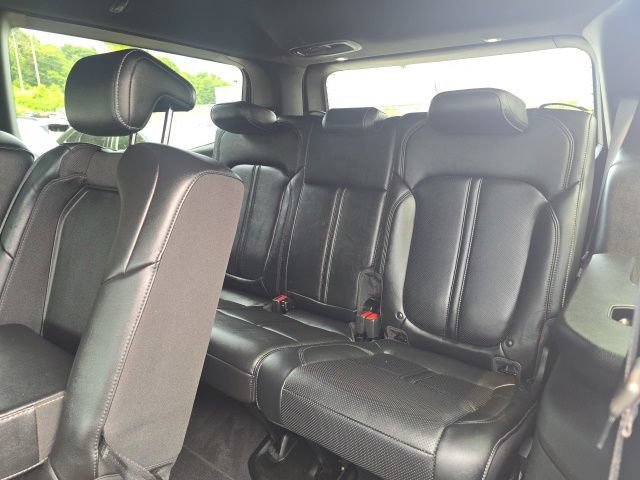 Used 2022 Jeep Wagoneer Series II AWD/4WD image 15