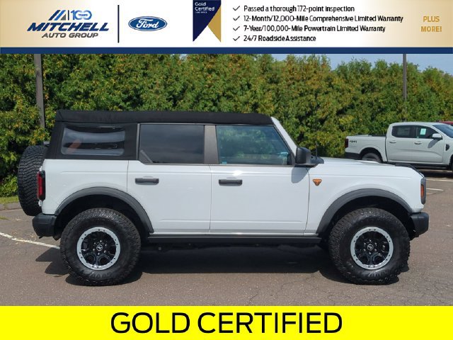 Certified 2023 Ford Bronco Badlands w/ Sasquatch Package AWD/4WD image 2