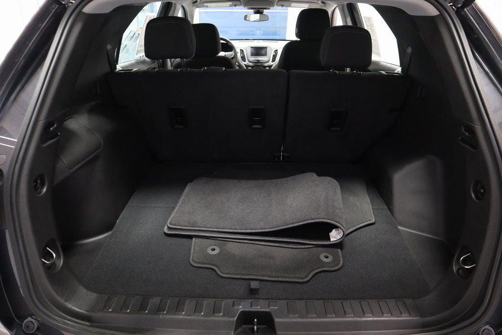 Used 2022 Chevrolet Equinox LS FWD image 14