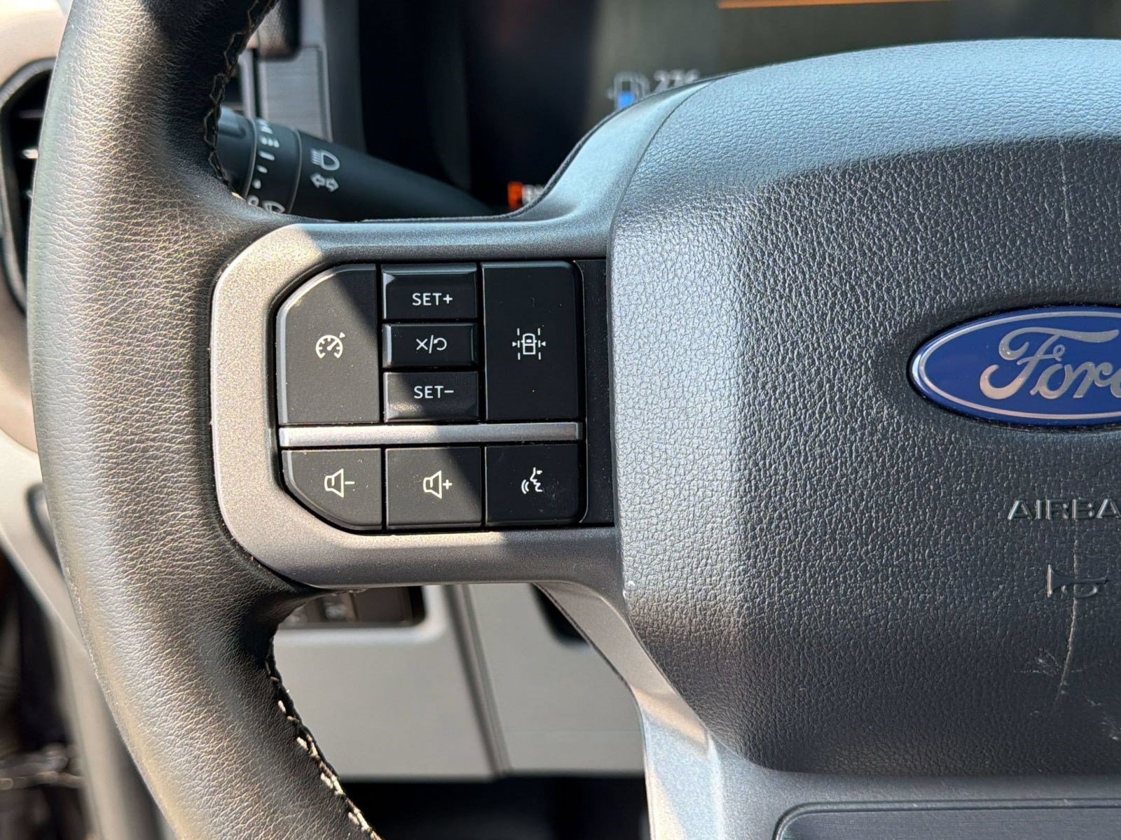Certified 2025 Ford F150 XLT AWD/4WD image 17