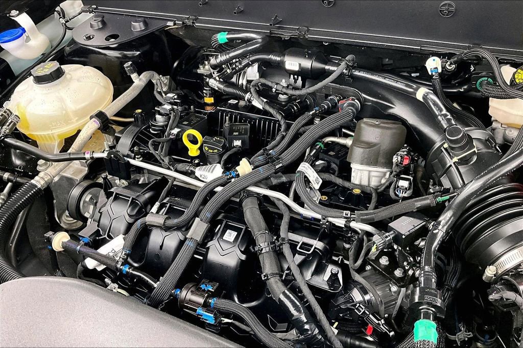 Certified 2024 Ford Bronco Sport Badlands w/ Premium Package AWD/4WD image 33