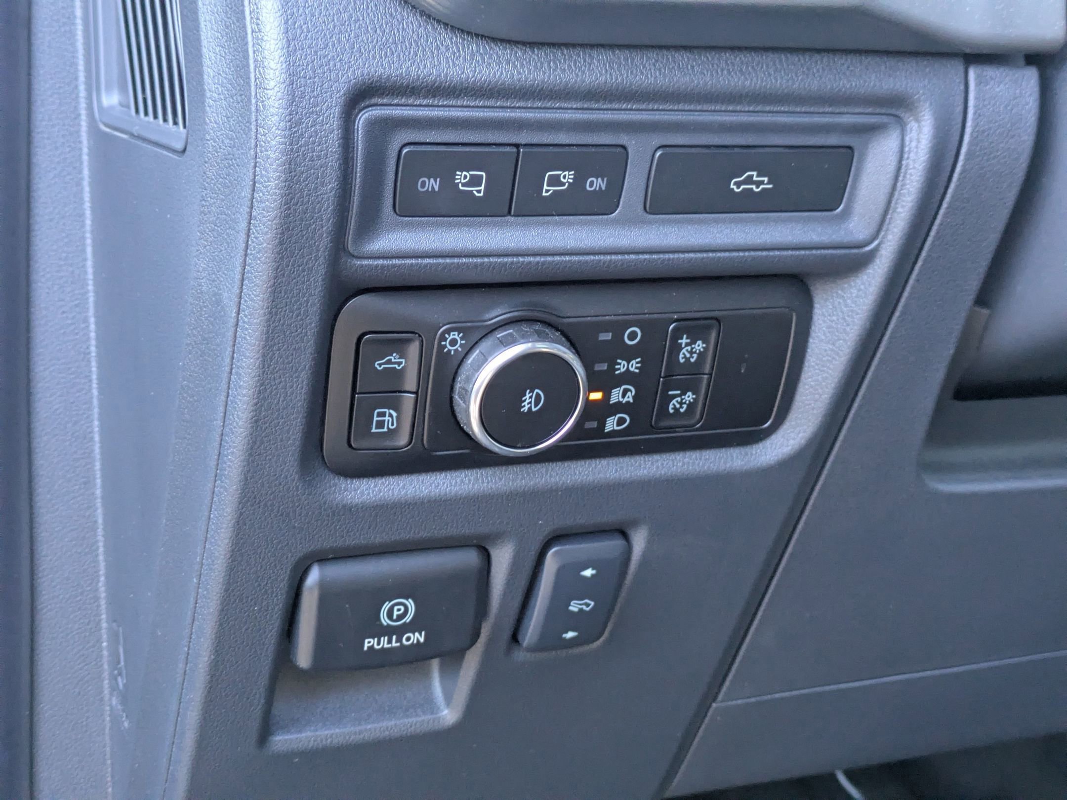 Certified 2023 Ford F150 Lariat w/ Equipment Group 502A High image 16