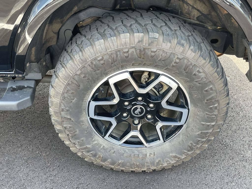 Certified 2024 Ford Bronco Outer Banks AWD/4WD image 9