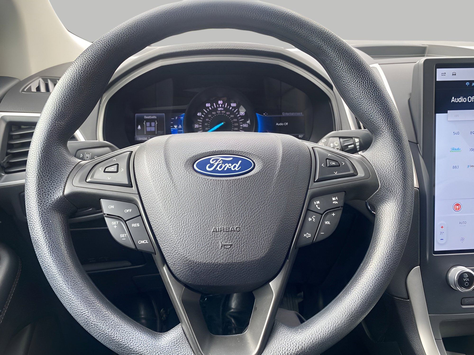 Certified 2023 Ford Edge SE w/ Black Appearance Package AWD/4WD image 6