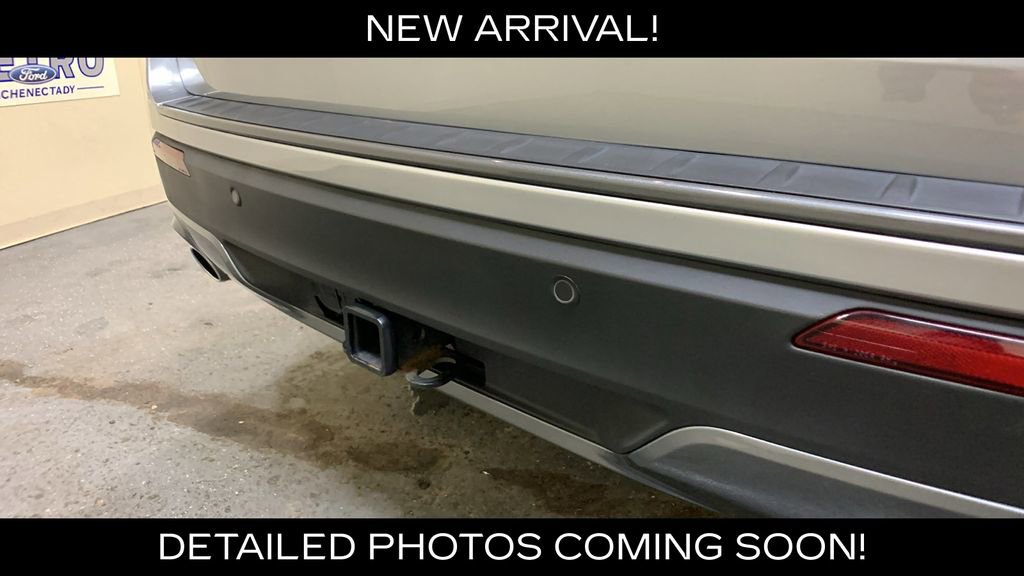 Certified 2023 Ford Explorer XLT w/ Equipment Group 202A image 18