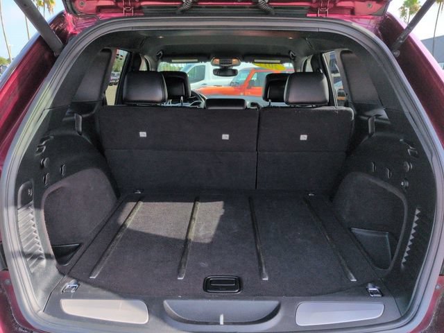 Used 2017 Jeep Grand Cherokee Limited RWD image 13