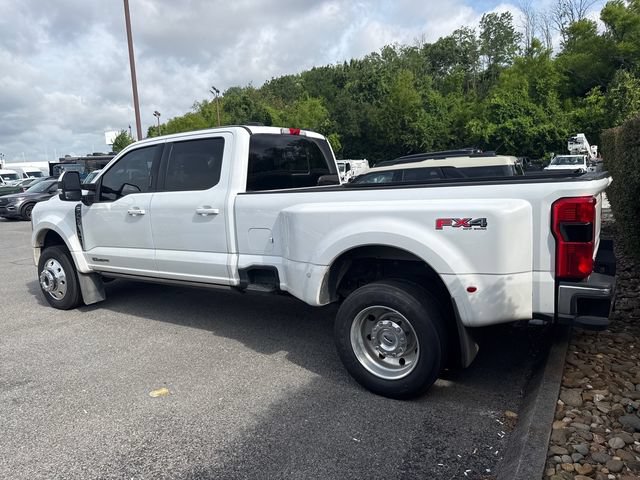 Certified 2023 Ford F450 Lariat w/ Lariat Ultimate Package AWD/4WD image 4