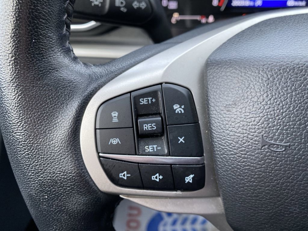 Certified 2023 Ford Explorer XLT w/ Equipment Group 202A image 35