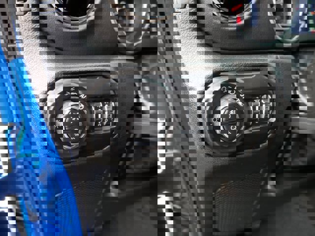 Used 2022 Jeep Gladiator Overland image 14