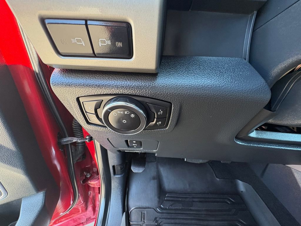 Certified 2022 Ford F250 Lariat w/ Lariat Value Package image 19
