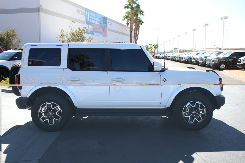 Certified 2025 Ford Bronco Outer Banks AWD/4WD image 10