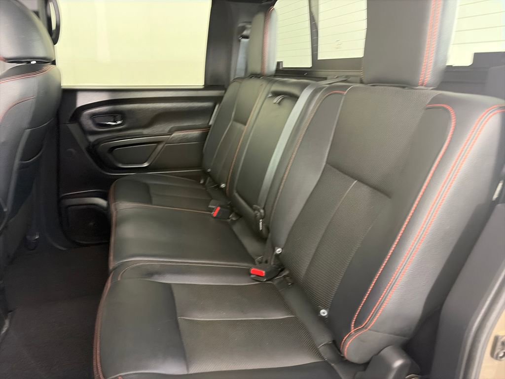 Used 2022 Nissan Titan PRO-4X w/ Pro-4x Convenience Package AWD/4WD image 13