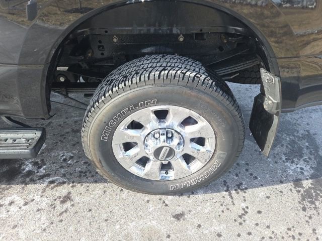 Certified 2019 Ford F350 Lariat w/ Lariat Ultimate Package image 18