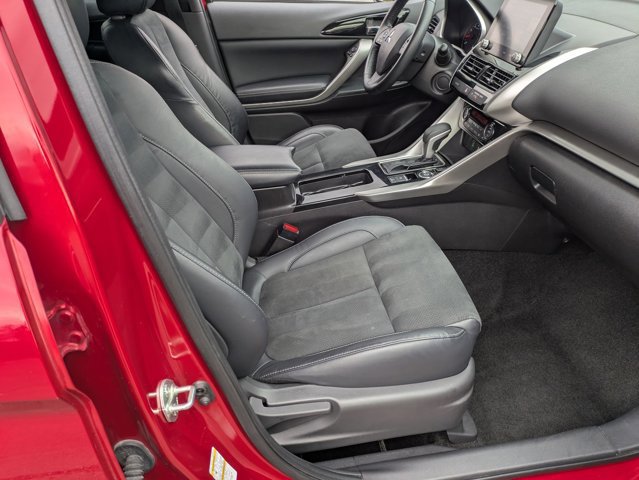 Used 2023 Mitsubishi Eclipse Cross SE image 34