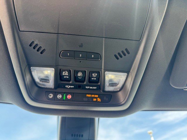 Used 2023 Buick Enclave Essence w/ Experience Buick Package AWD/4WD image 19