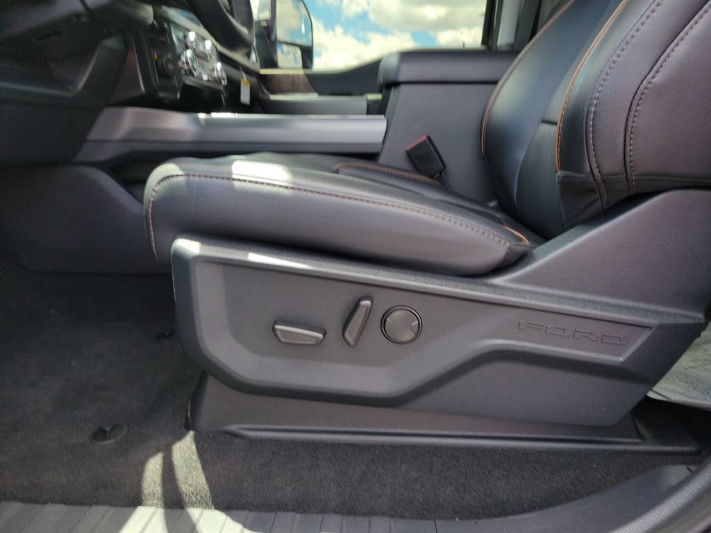Certified 2025 Ford F350 Lariat w/ Chrome Package AWD/4WD image 19
