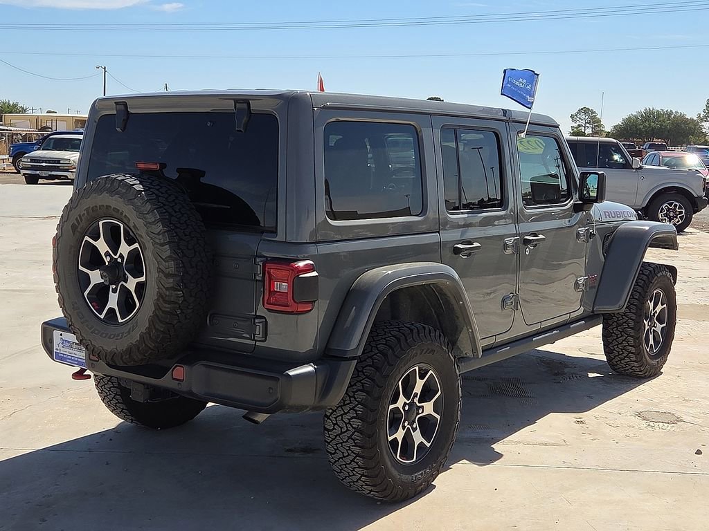 Used 2022 Jeep Wrangler Unlimited Rubicon w/ LED Lighting Group AWD/4WD image 5