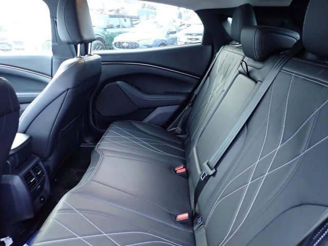 Certified 2024 Ford Mustang Mach-E Select image 18