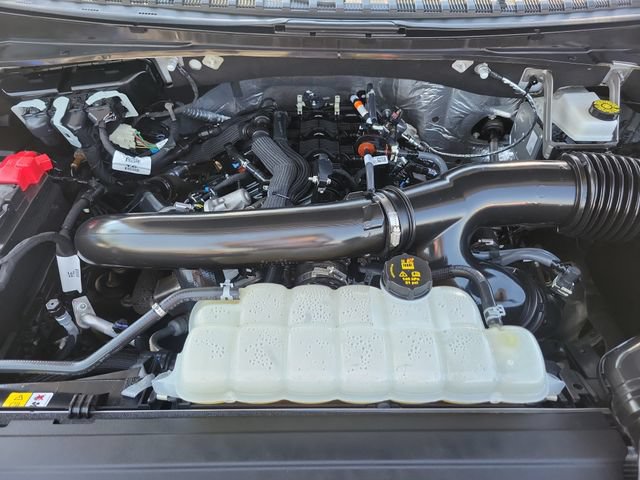 Certified 2025 Ford Expedition Active AWD/4WD image 30