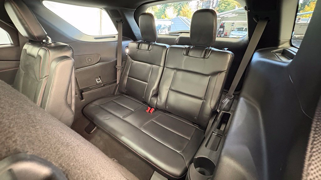 Certified 2025 Ford Explorer ST AWD/4WD image 21